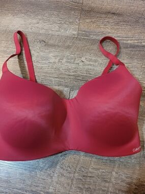 Calvin Klein Size 36D Microfiber Wire Free Bra